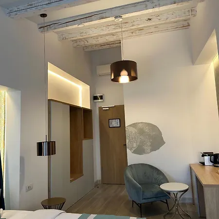 Hotel House4you - Blanari 5*
